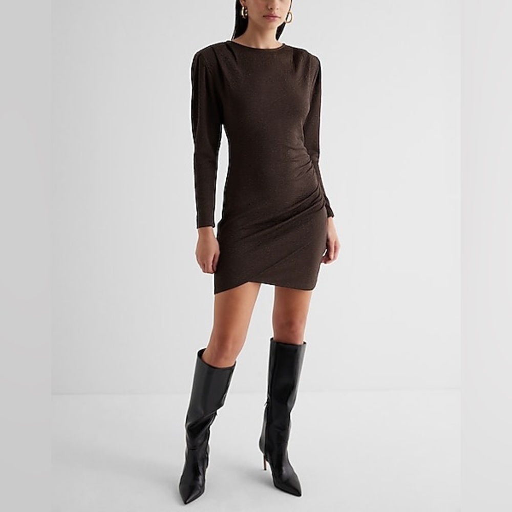 Express Textured Padded Shoulder Ruched Mini Sheath Dress - Expresso